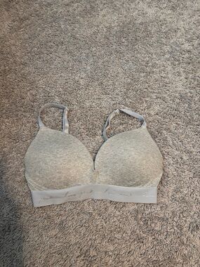 PINK Victoria's Secret Heather Gray Wireless Light Support Bra